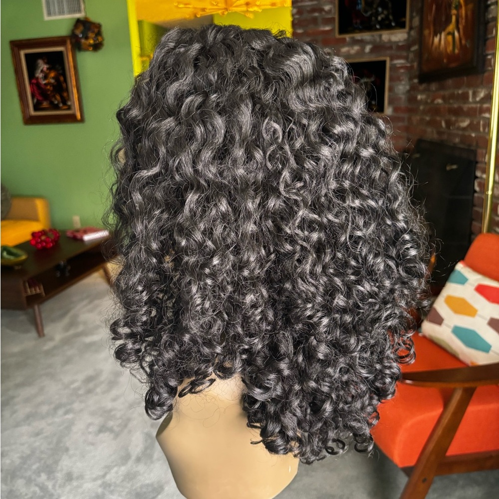 Wig - Picture 4 of 10